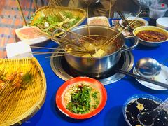 -马路边边麻辣烫(世纪金源店)