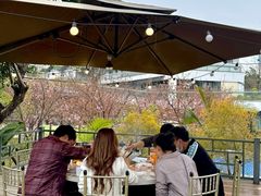 -茅草房·河畔园林火锅