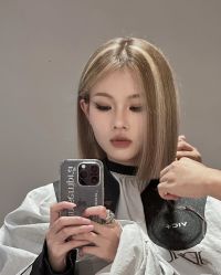 -Hello Lady发型设计