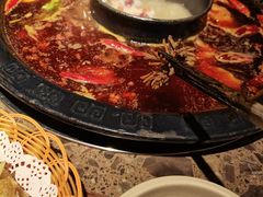-舒家大院重庆老火锅(纪念塔店)