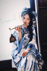 -一揽芳华汉服旗袍体验馆(拙政园店)
