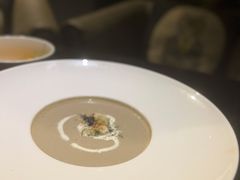松露蘑菇奶油汤-C&R西班牙餐厅