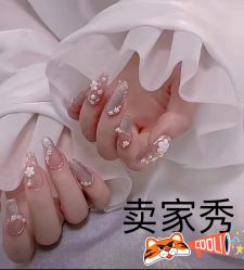 -猪猪女孩日式美睫美甲