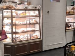 面包甜点陈列柜-山崎面包(静安久光店)