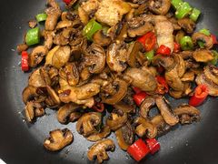 干锅口蘑-南山鲜虾面·活鲜小馆·海味大连菜(南山总店)