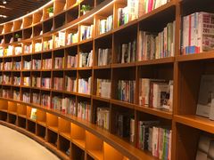 -博览书店(越秀悦汇天地店)