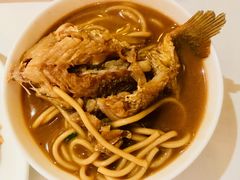 黄鱼煨面-上海老站(徐家汇店)