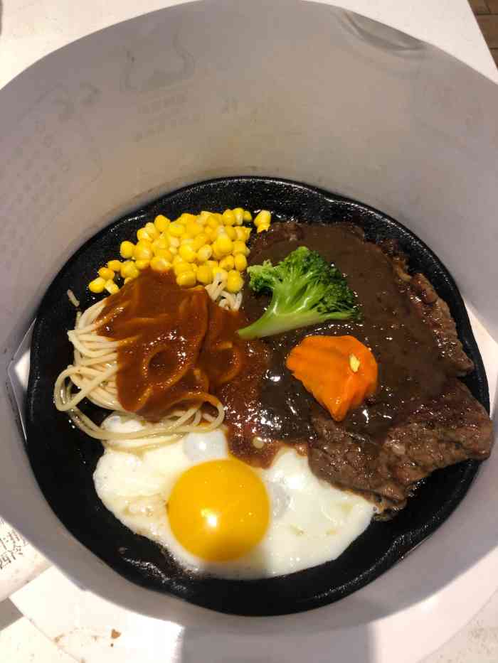 汤姆家的优质牛排(陆家嘴店)-"一般吧,快餐水平,外卖单也超多,基本