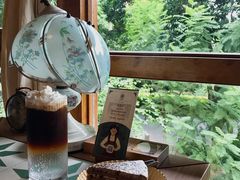 雪顶咖啡-时光花园(白鹭洲店)