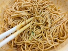 -鹤江桥·红油牛肉粉(SKP店)