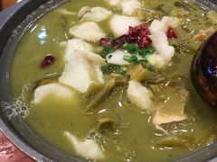 -周鱼小馆石锅酸菜鱼(活力汇店)