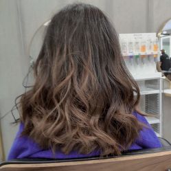 点击看大图 -八佰伴8008星级形象店