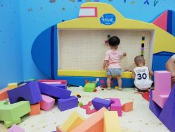 -孩子王童乐园(西安盛龙店)