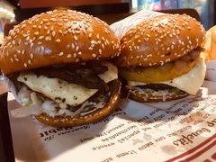 -The Habit Burger Grill 哈比特汉堡(复兴soho店)