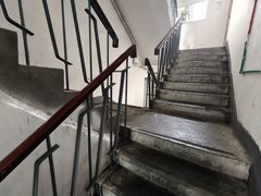 -白象居