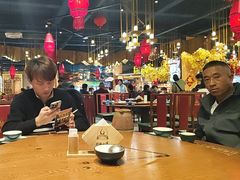 -老滇山寨•云南特色菜•地方菜•民族风情歌舞表演(金碧店)