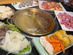 -顶顶汤火牛排火锅·经典铜锅涮肉