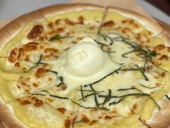 雪山榴莲松子薄饼-农畉LONFOOD(福田星河COCOPark店)