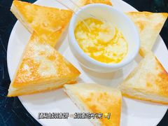 酥油奶渣饼-藏味八珍特色火锅