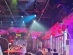 -喜鹊音乐酒馆(西街店)