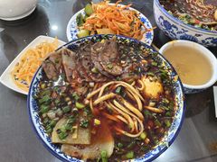 牛肉面-吾穆勒蓬灰牛肉面·清真(北滨河中路店)