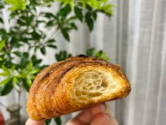 焦糖可颂-floury