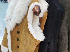 -UGG(燕莎奥特莱斯购物中心店)