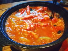 沸腾酸汤雪花肥牛-蜜桃餐厅·古运河畔(南下塘店)
