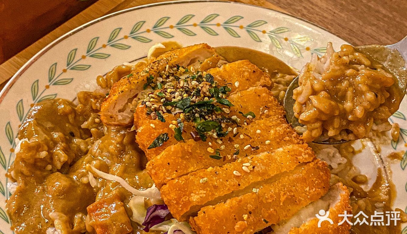 在烟台山📍get漫画里走出来的咖喱饭🍛✨