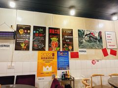 -鸿顺老铁锅美蛙鱼府(解放碑店)