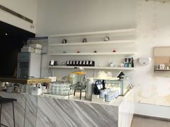 -UNI UNI(环亚凯瑟琳店)