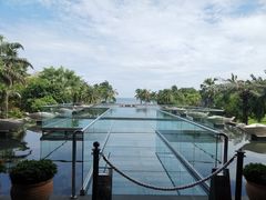 -亚龙湾喜来登·美景台大堂吧