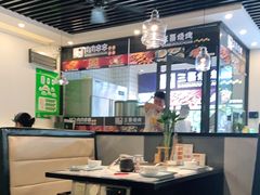 大堂-三不牛腩(宾虹路店)