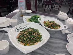 -蔼若春.传承三十年云南菜(金碧公园店)