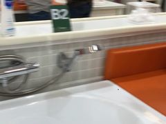 -蓝旗亲子游泳(范湖万达广场店)