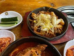-喇喇排骨火锅·传统韩式脊骨汤(望京西园总店)
