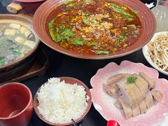 -古都历食南京菜·烤鸭·鸭血粉丝·汤包(南京博物院店)