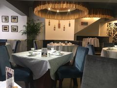 -琬苑鸽庄·川粤融合菜(解放碑总店)