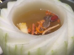 -得意咚瓜·顺德鱼生·冬瓜火锅(深圳首店)