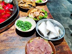 -四小区火锅·巷子里的重庆火锅(花照壁店)