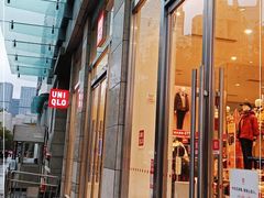 -优衣库(上海正大广场店)