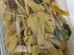 拌干豆腐-大亮烤羊腿烤全羊(辣街店)