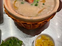 潮界生滚牛肉粥-潮界(虹桥新天地店)