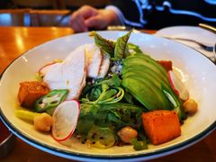 牛油果秋葵烧鸡沙拉-COMMUNE幻师(五角场店)