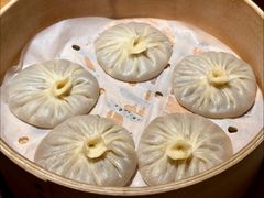 黑松露小笼包-庆春朴门