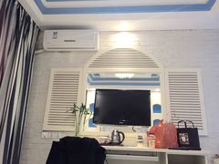 -爱舍美景酒店(燕儿岛路地铁站店)