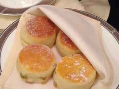 -The Diamond Jubilee Tea Salon at Fortnum & Mason
