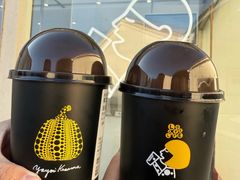-喜茶(北京华贸购物中心店)