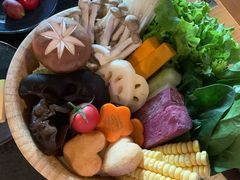 时蔬小份-湊湊火锅·茶憩(南京东路悦荟店)