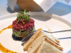 牛肉塔塔配牛油果黑橄榄酱-Solo(衡山路店)